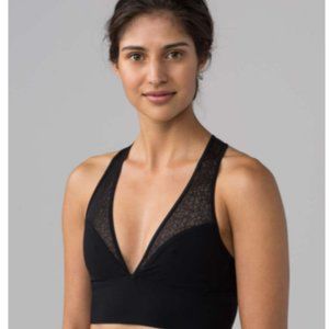 Lululemon Twist & Train Bra - Black - Size 8